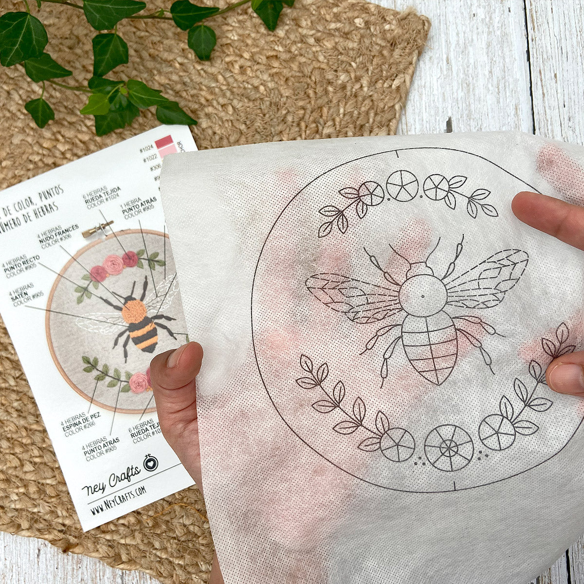 DISEÑO Soluble - Abeja